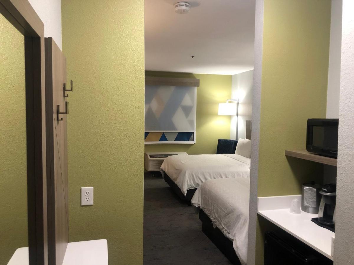 Holiday Inn Express Hotel & Suites Woodward Hwy 270 By Ihg Eksteriør bilde