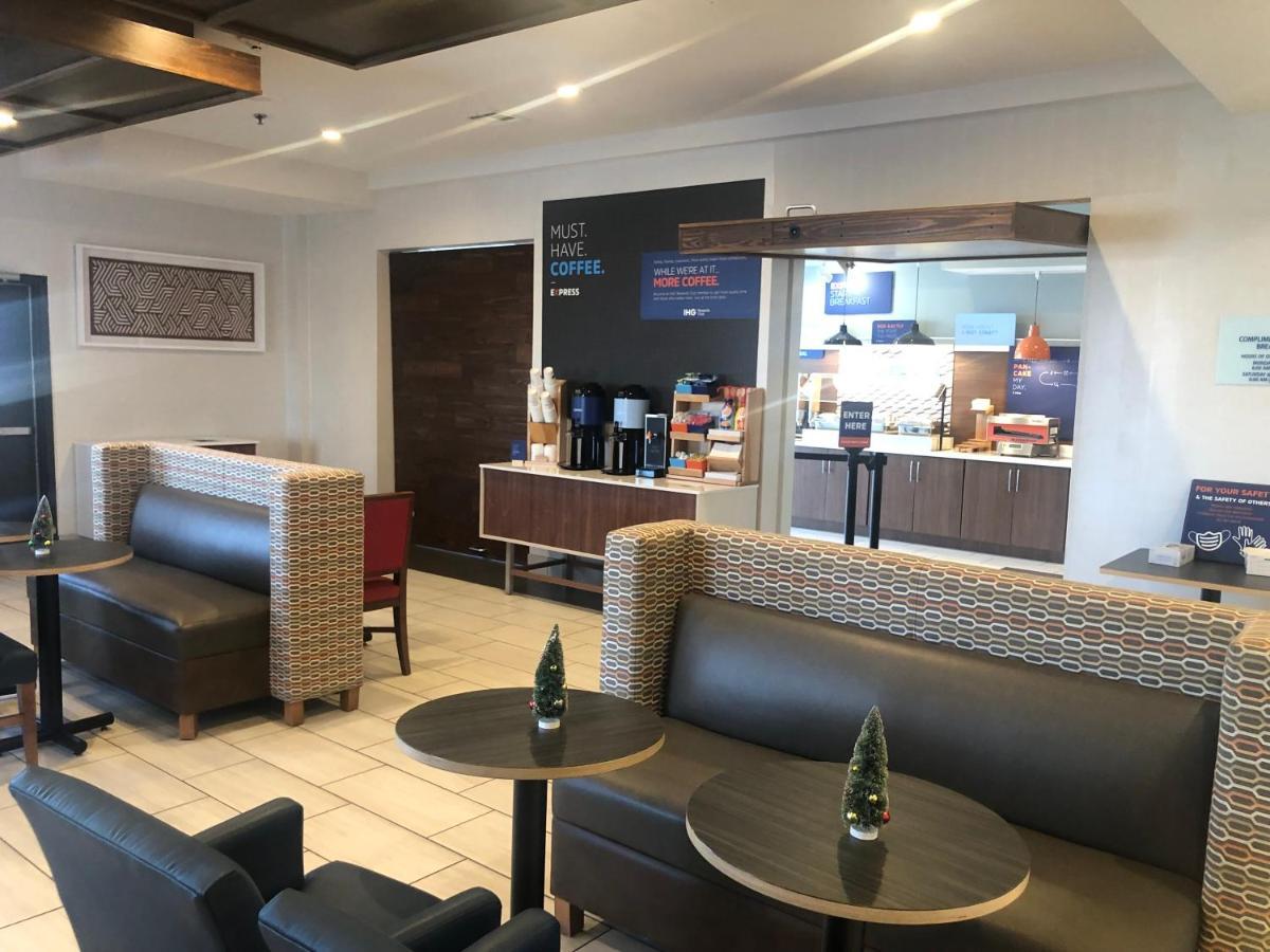 Holiday Inn Express Hotel & Suites Woodward Hwy 270 By Ihg Eksteriør bilde